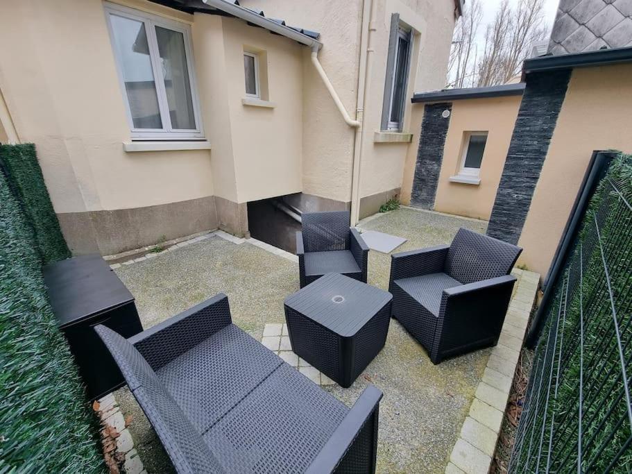 Maison Aux Portes De Tours Saint-Pierre-des-Corps Eksteriør billede